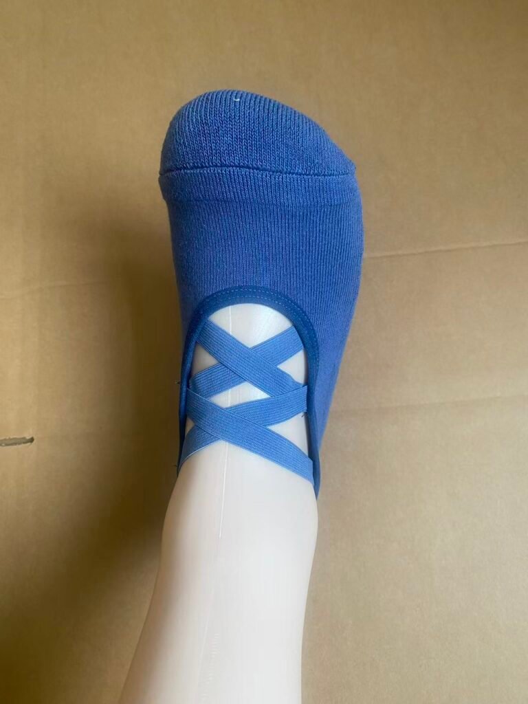 outdoor socks from China manufacturer